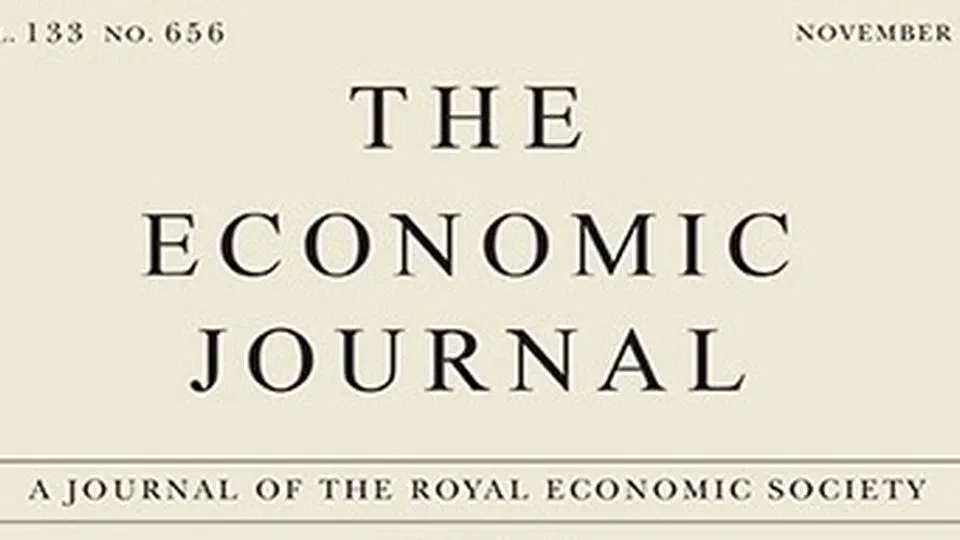 Persuadable or Dissuadable Altruists? The Impact of Information of Recipient Characteristics on Giving